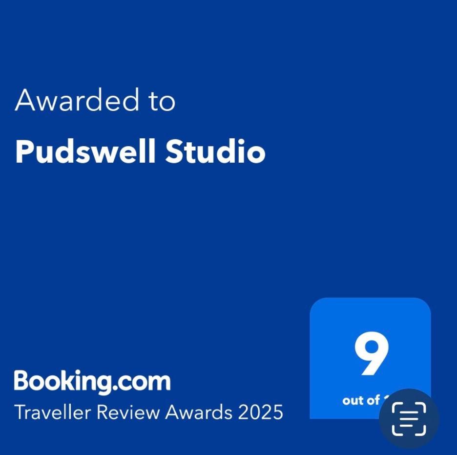 Pudswell Studio Apartment Burford Luaran gambar